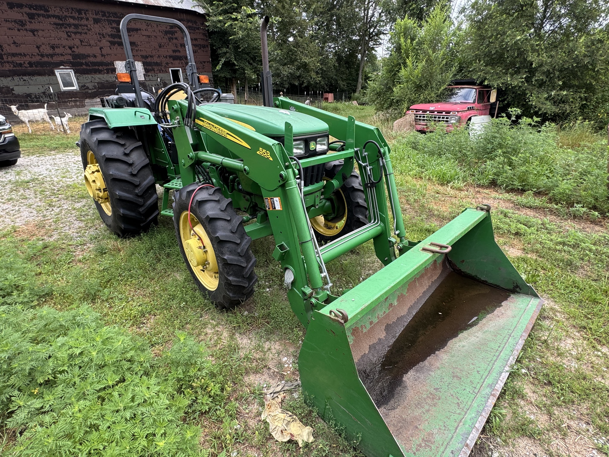 2010 John Deere 5065E Image 1