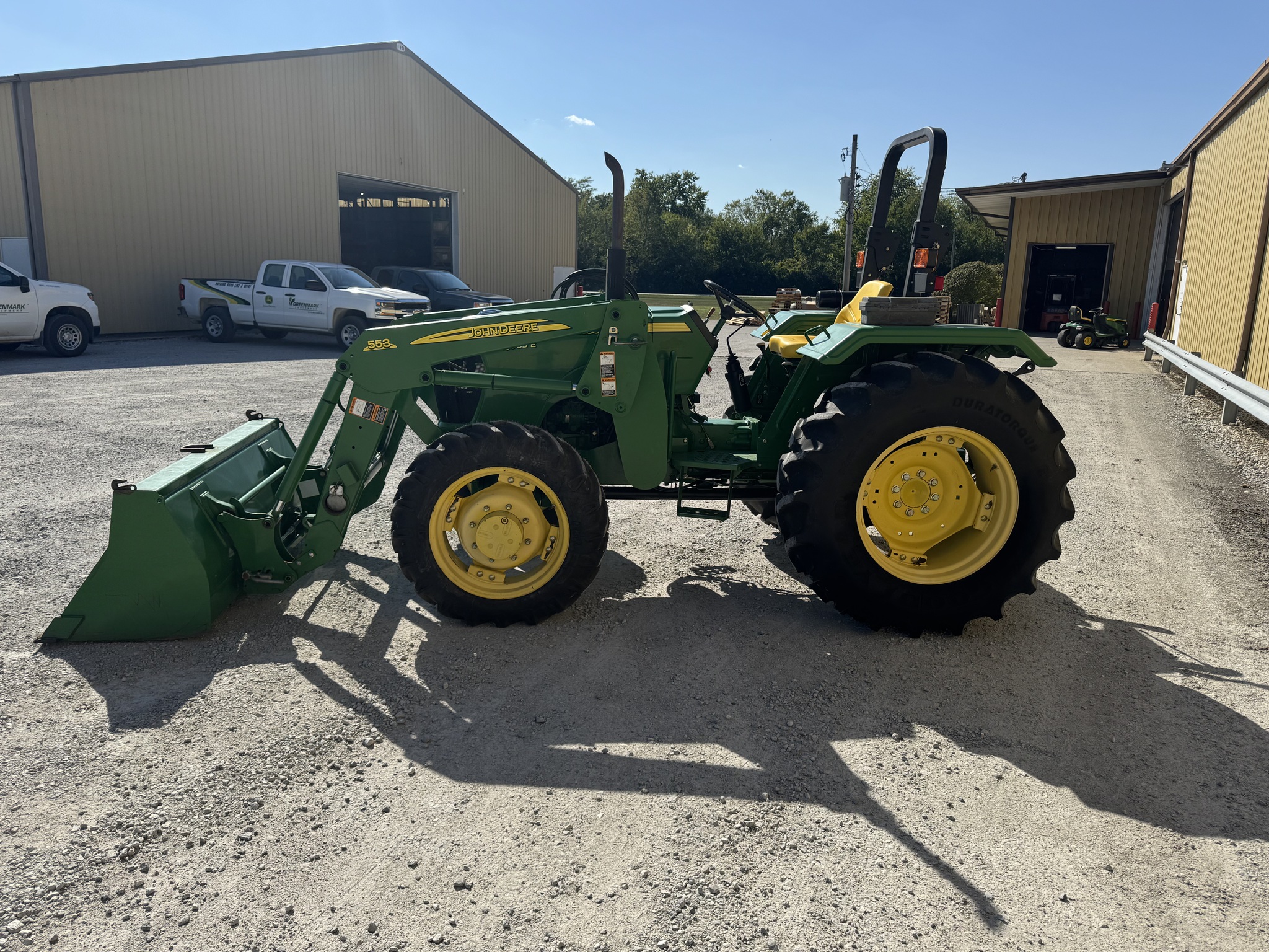 2010 John Deere 5065E Image 6