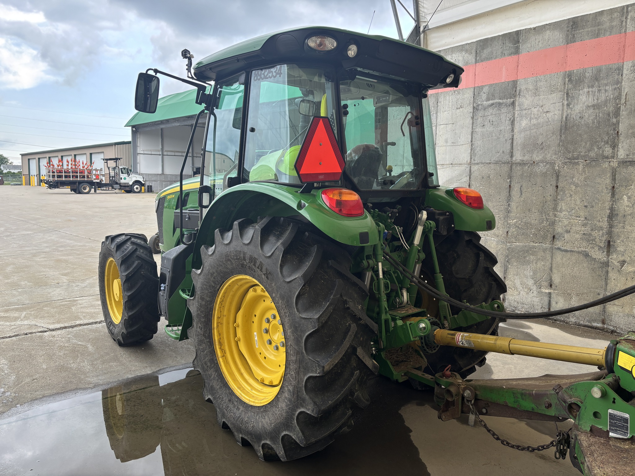 Used 2023 John Deere 5105M Utility Tractors at Koenig Equipment in Anna, OH - PhotoXL7