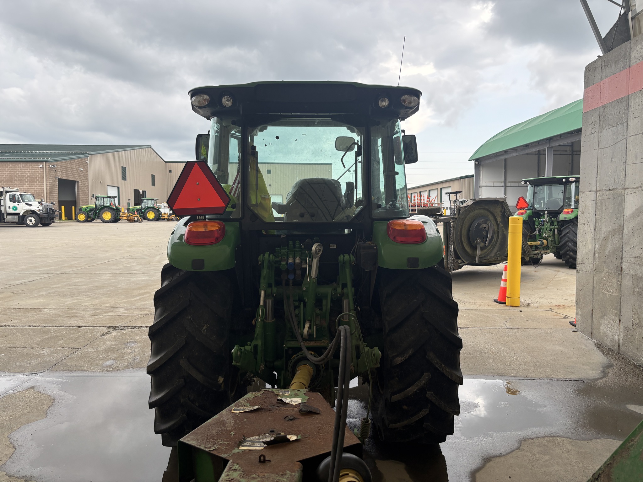 Used 2023 John Deere 5105M Utility Tractors at Koenig Equipment in Anna, OH - PhotoXL8