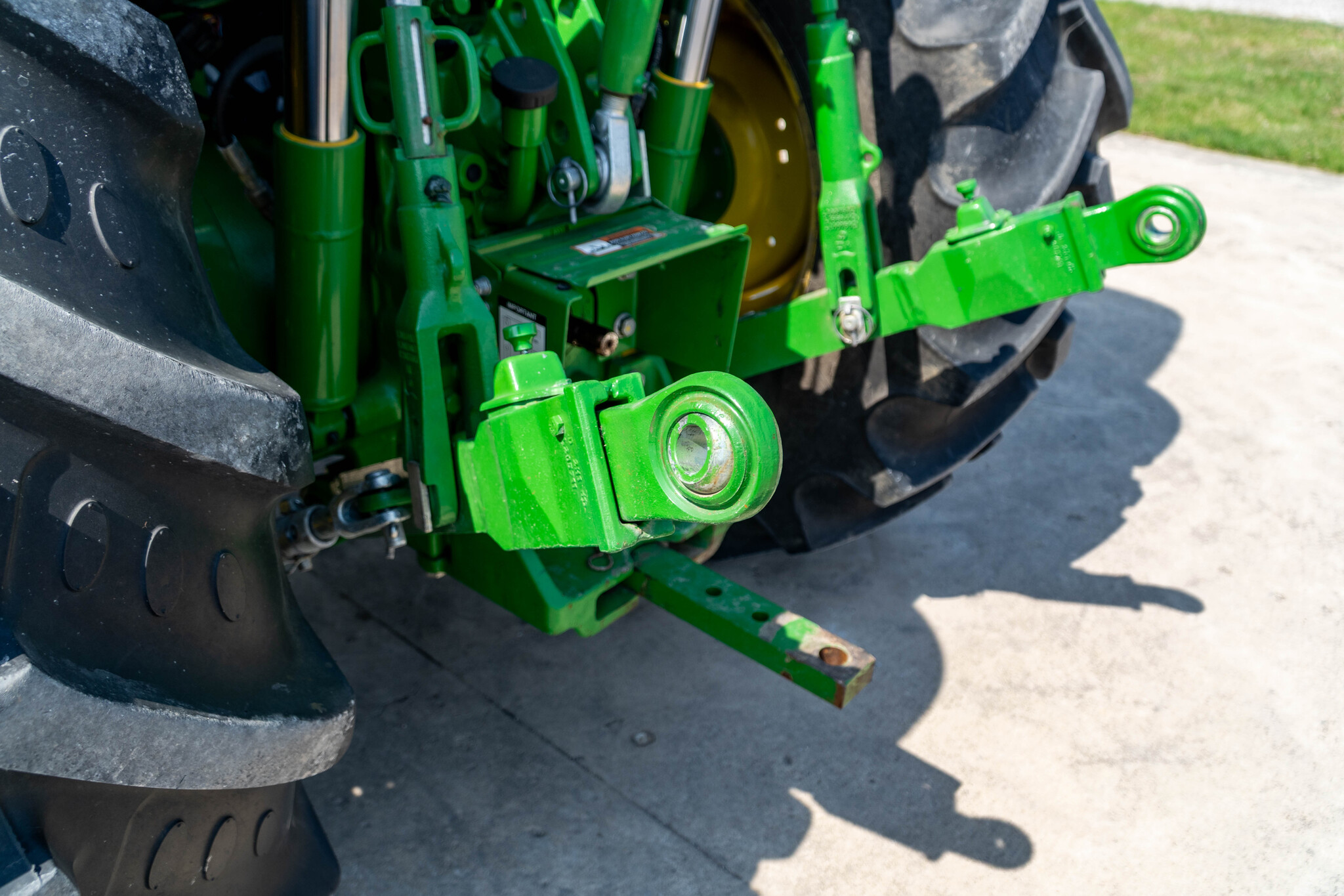 Used 2023 John Deere 5105M Utility Tractors at Koenig Equipment in Anna, OH - PhotoXL19