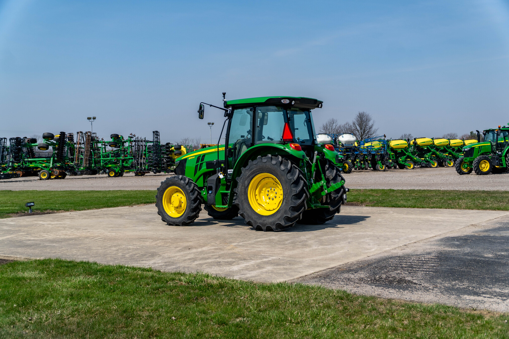 Used 2023 John Deere 5105M Utility Tractors at Koenig Equipment in Anna, OH - PhotoXL2