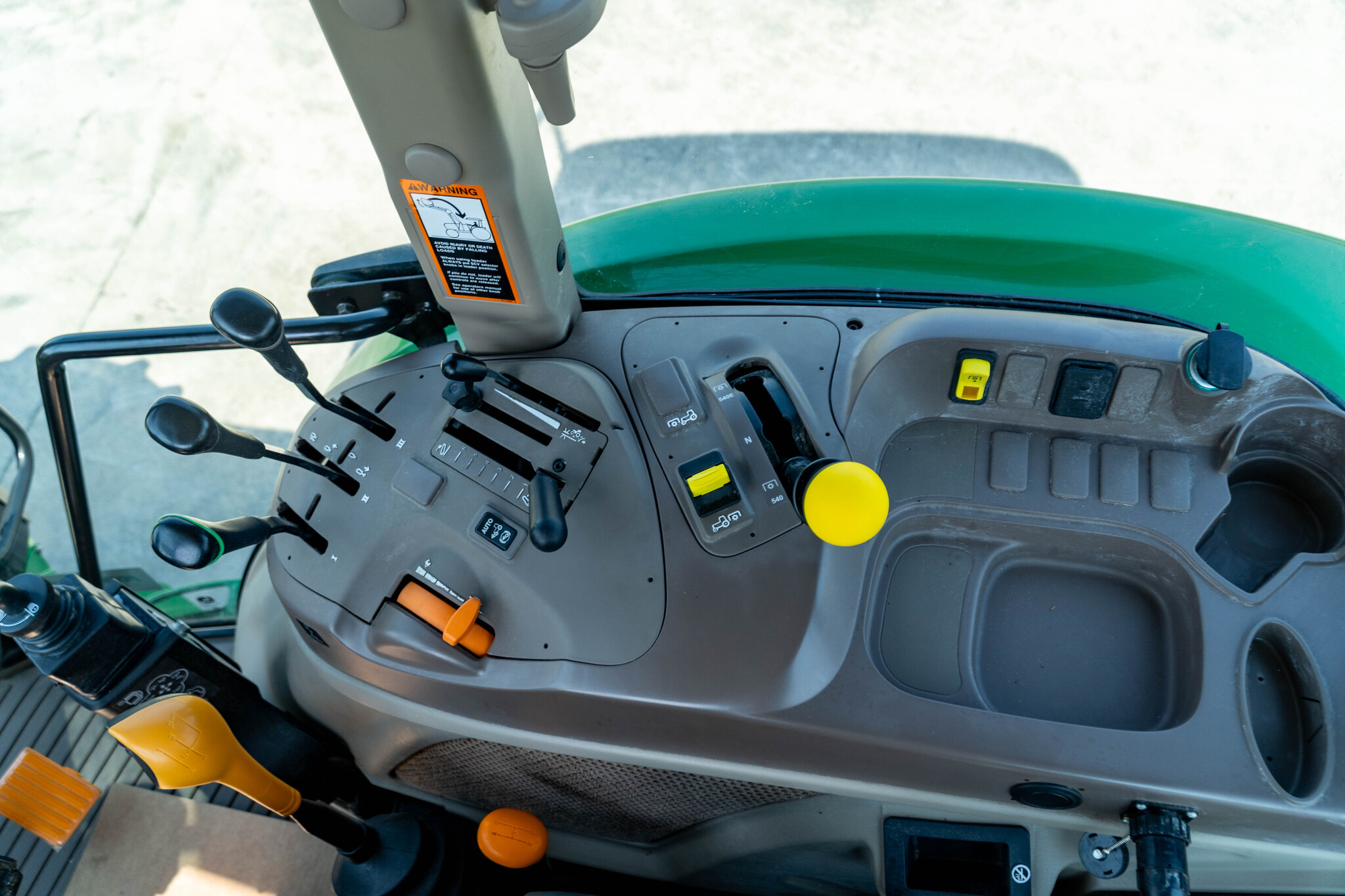 Used 2023 John Deere 5105M Utility Tractors at Koenig Equipment in Anna, OH - PhotoXL30