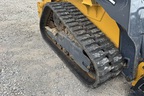 2024 John Deere 317G Image 40