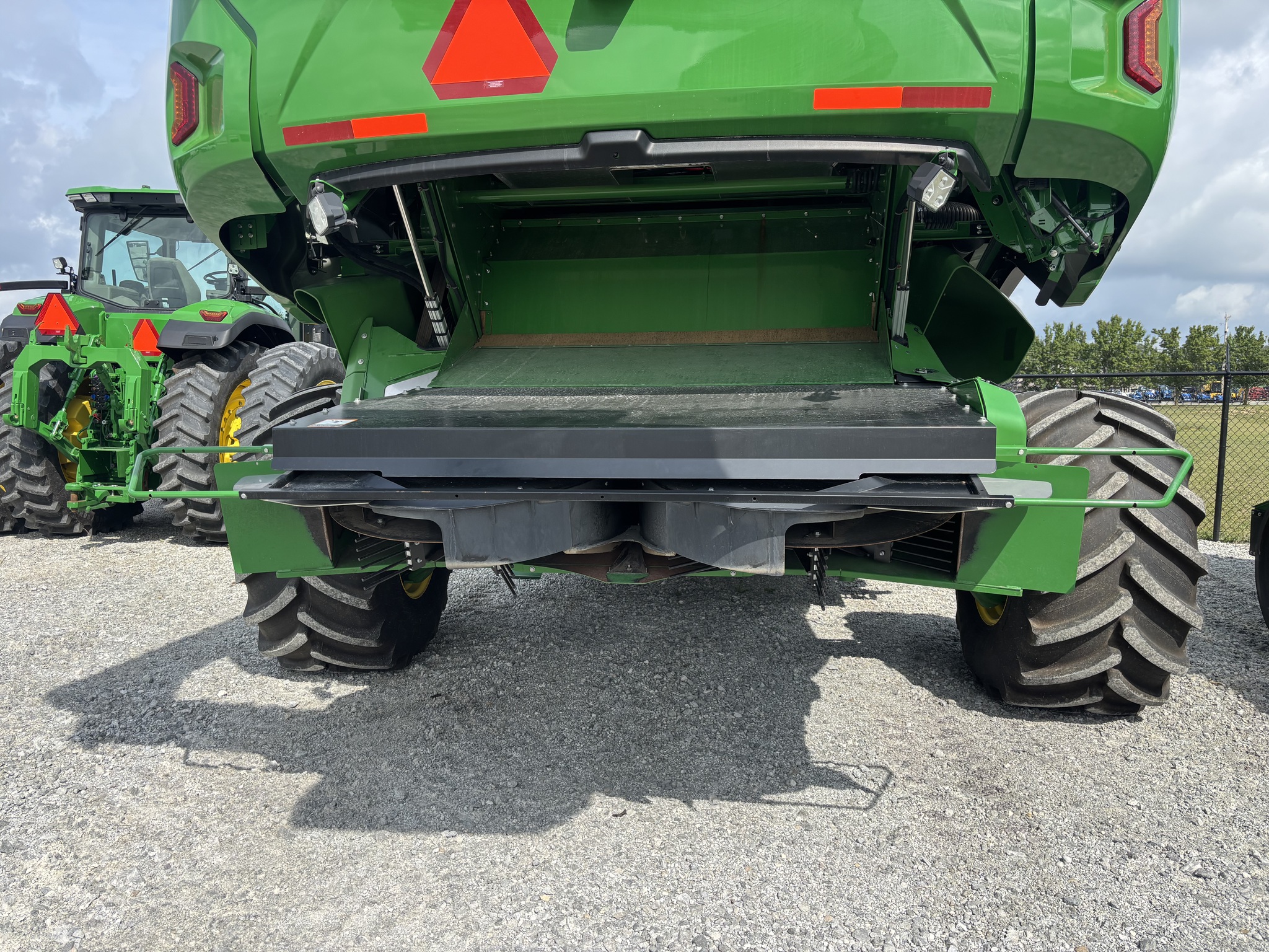 2024 John Deere X9 1100 Image 19