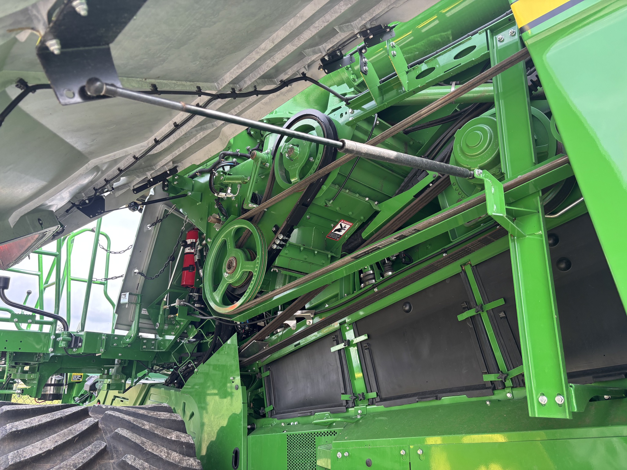 2024 John Deere X9 1100 Image 24