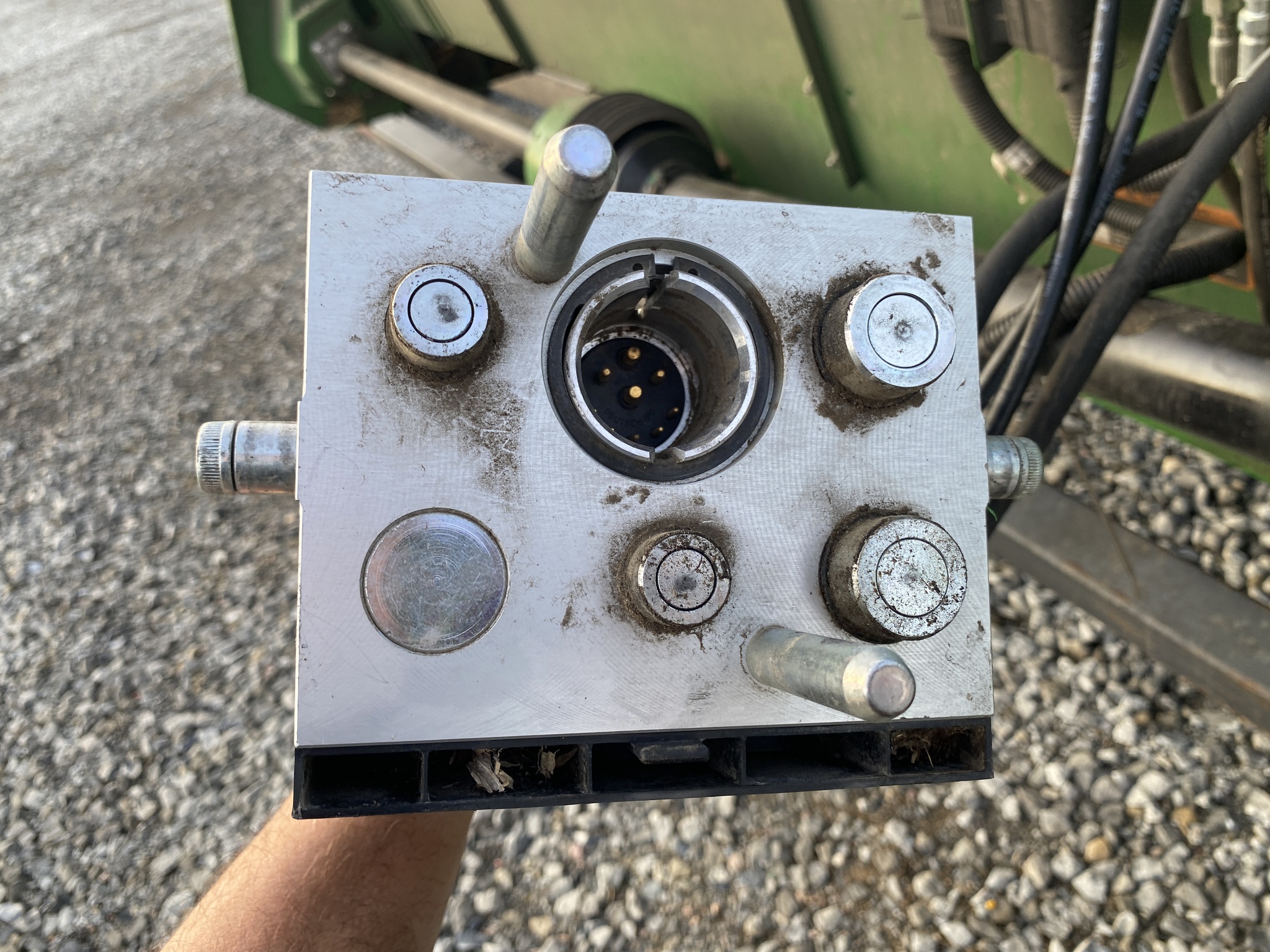 2025 John Deere CR 12 Image 12