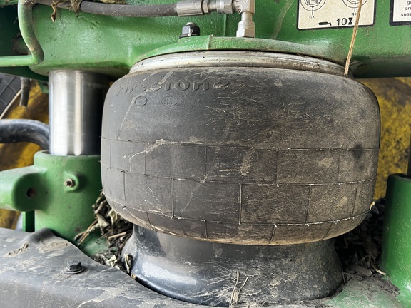 2024 John Deere 616R - Photo17