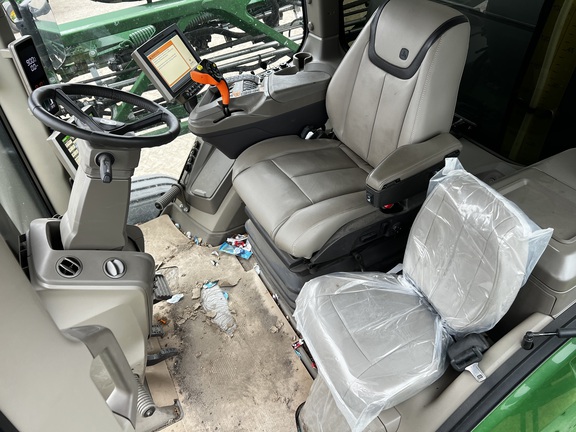 2024 John Deere 616R - Photo37