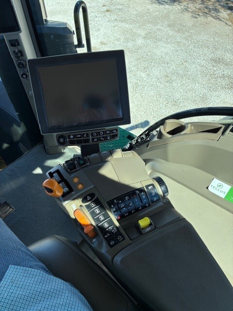 2023 John Deere 8R 340 Image 10
