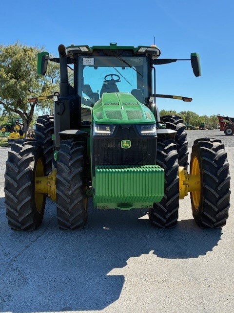 2023 John Deere 8R 340 Image 3