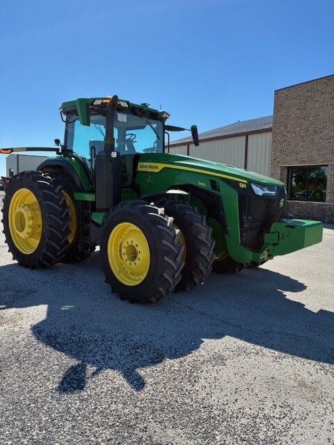 2023 John Deere 8R 340 Image 1