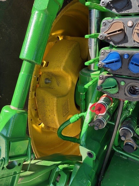 2023 John Deere 8R 340 Image 7