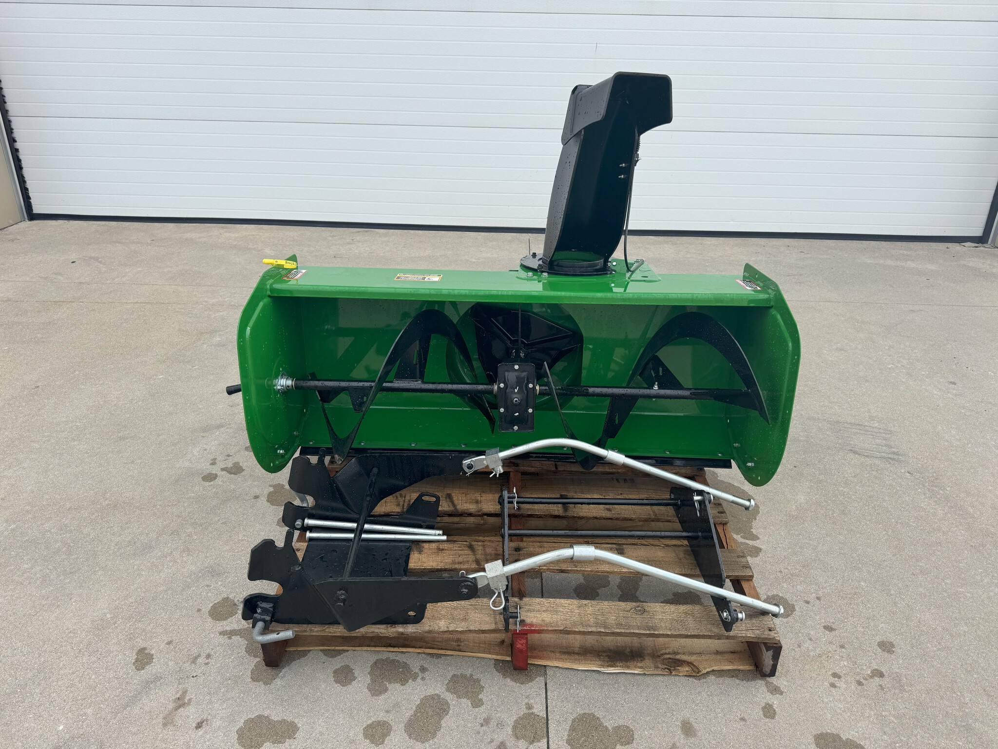 2024 John Deere 47