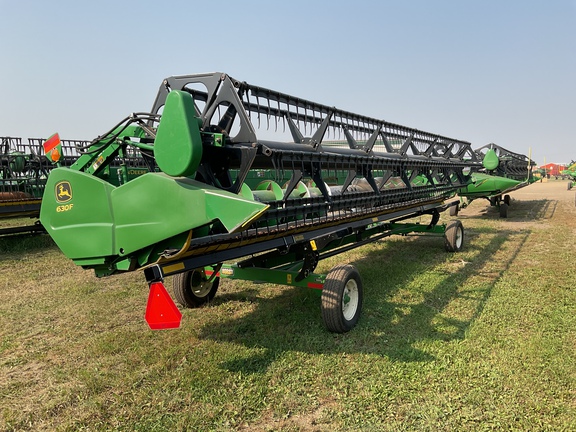 Used 2013 John Deere 630F Combine Platforms at Horizon Ag & Turf in Westlock, AB - Photo3