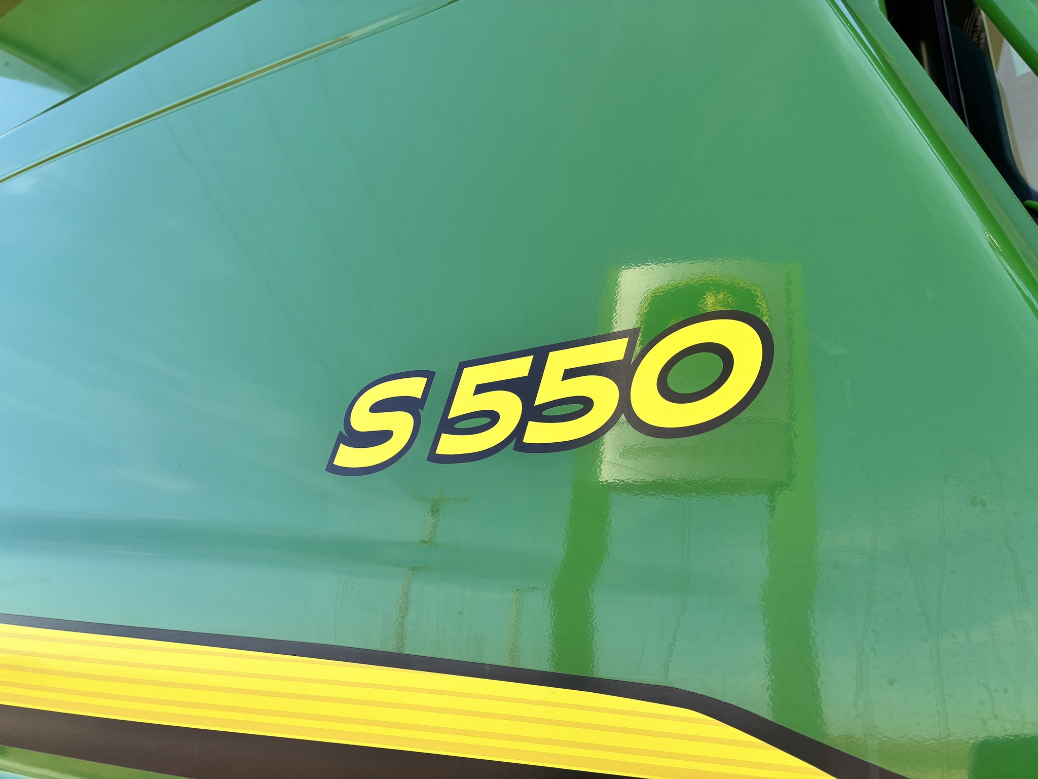 2013 John Deere S550 Image 17