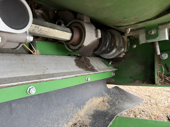 2021 John Deere C18R - Photo9