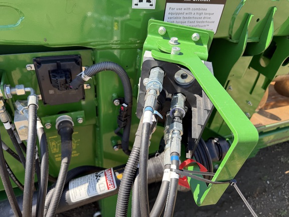 2021 John Deere C18R - Photo15