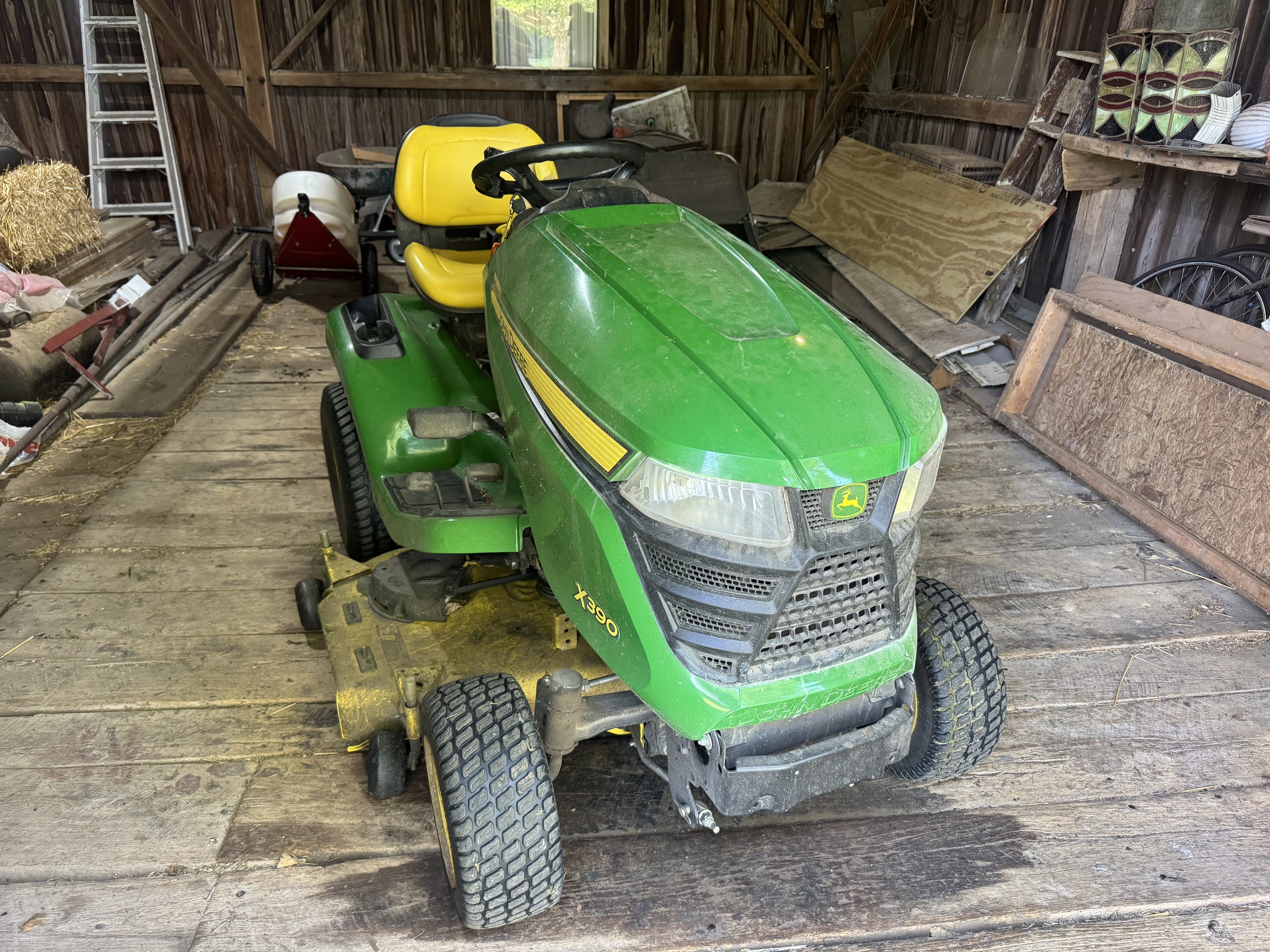 2017 John Deere X390 Image 1