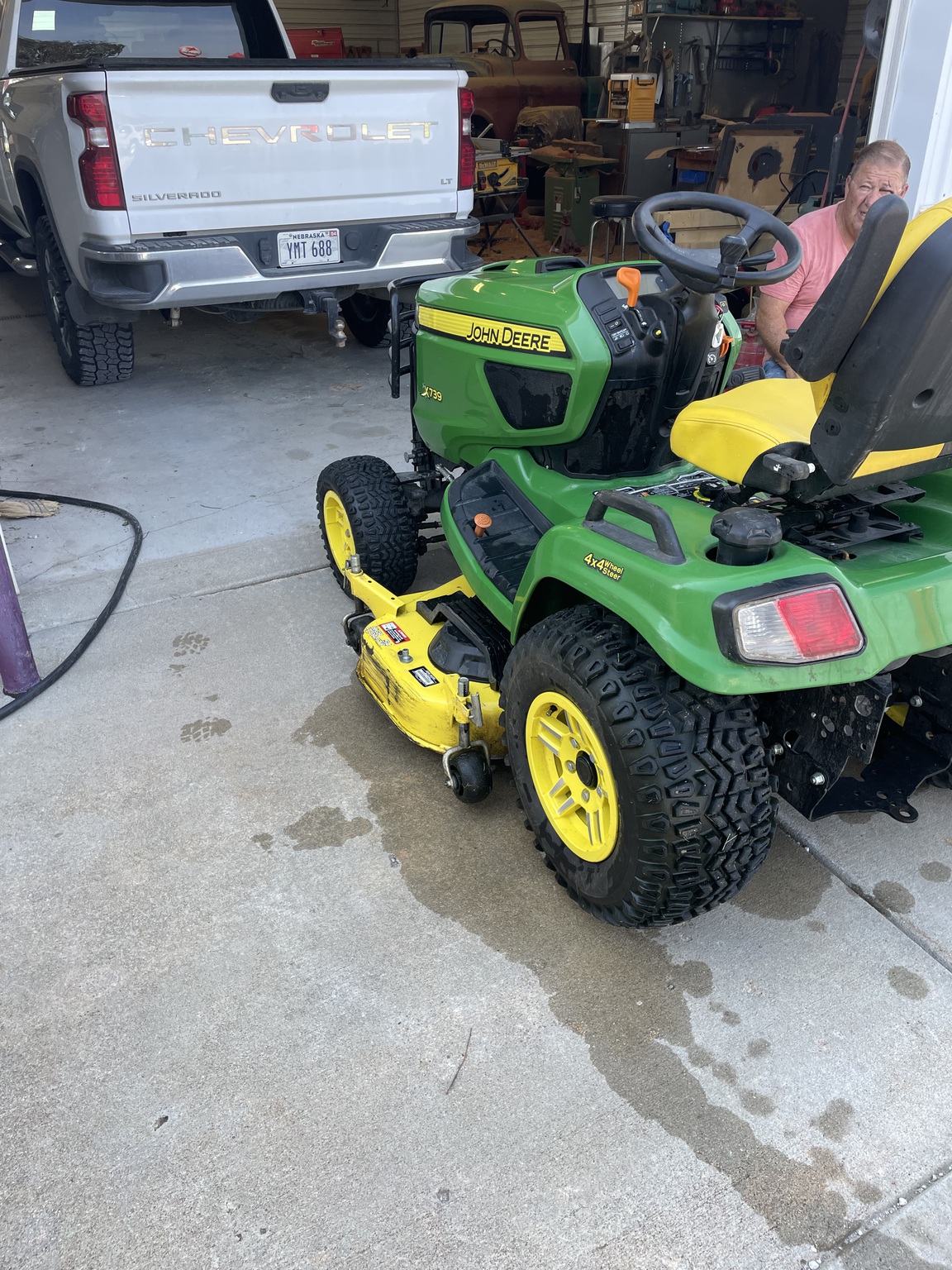 2021 John Deere X739 Image 5