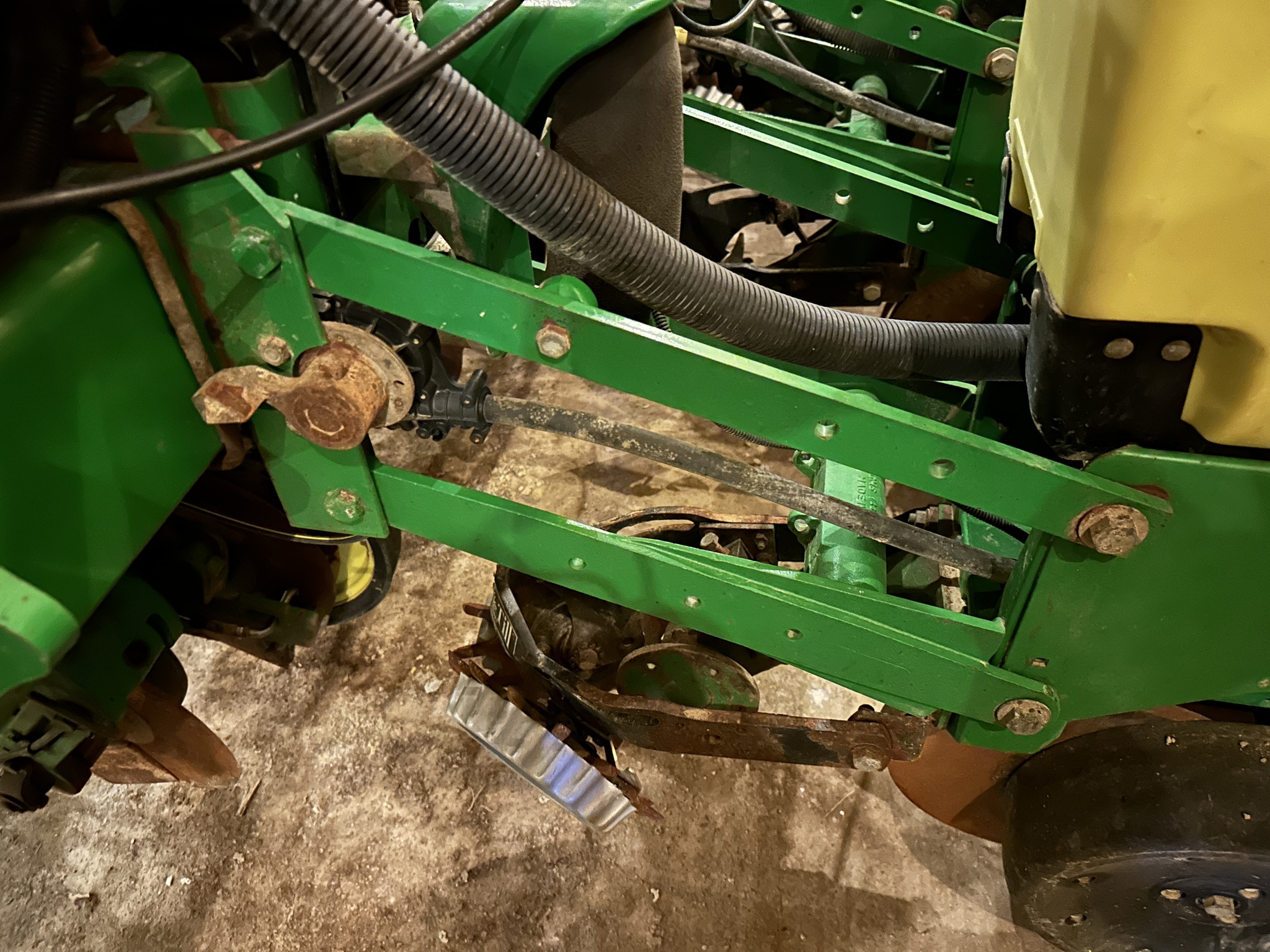 2012 John Deere 1770NT Image 3