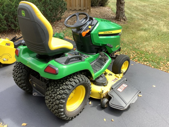 Photo of 2017 John Deere X590