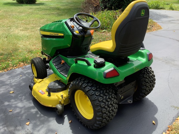 Photo of 2017 John Deere X590
