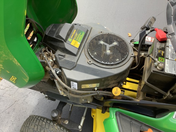 Photo of 2017 John Deere X590
