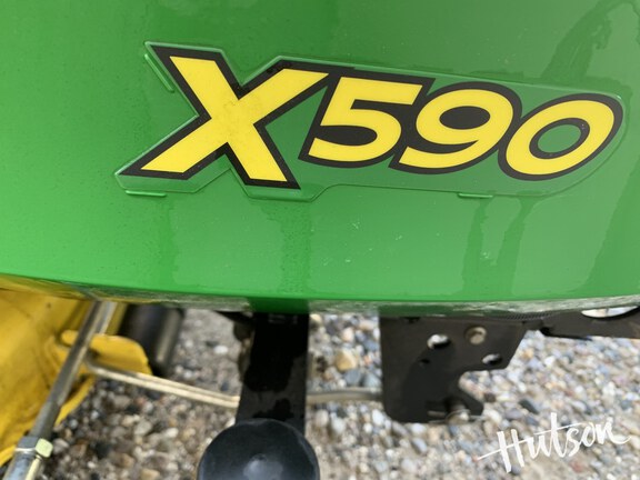 Photo of 2017 John Deere X590