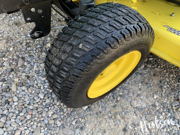 Photo of 2017 John Deere X590