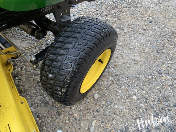 Photo of 2017 John Deere X590