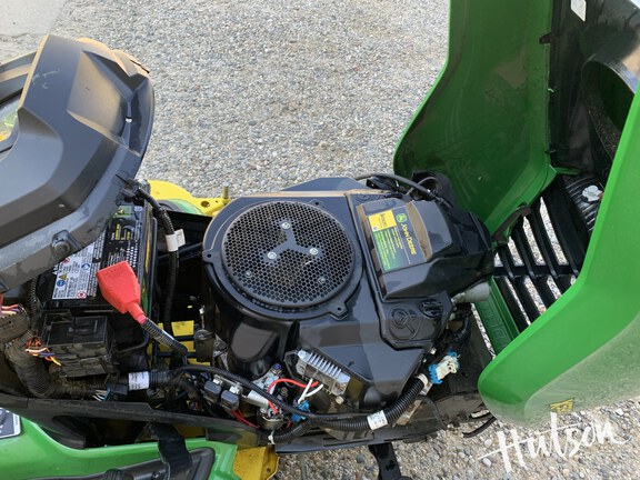 Photo of 2017 John Deere X590