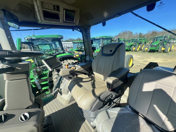 2024 John Deere 8R 370 Photo 4