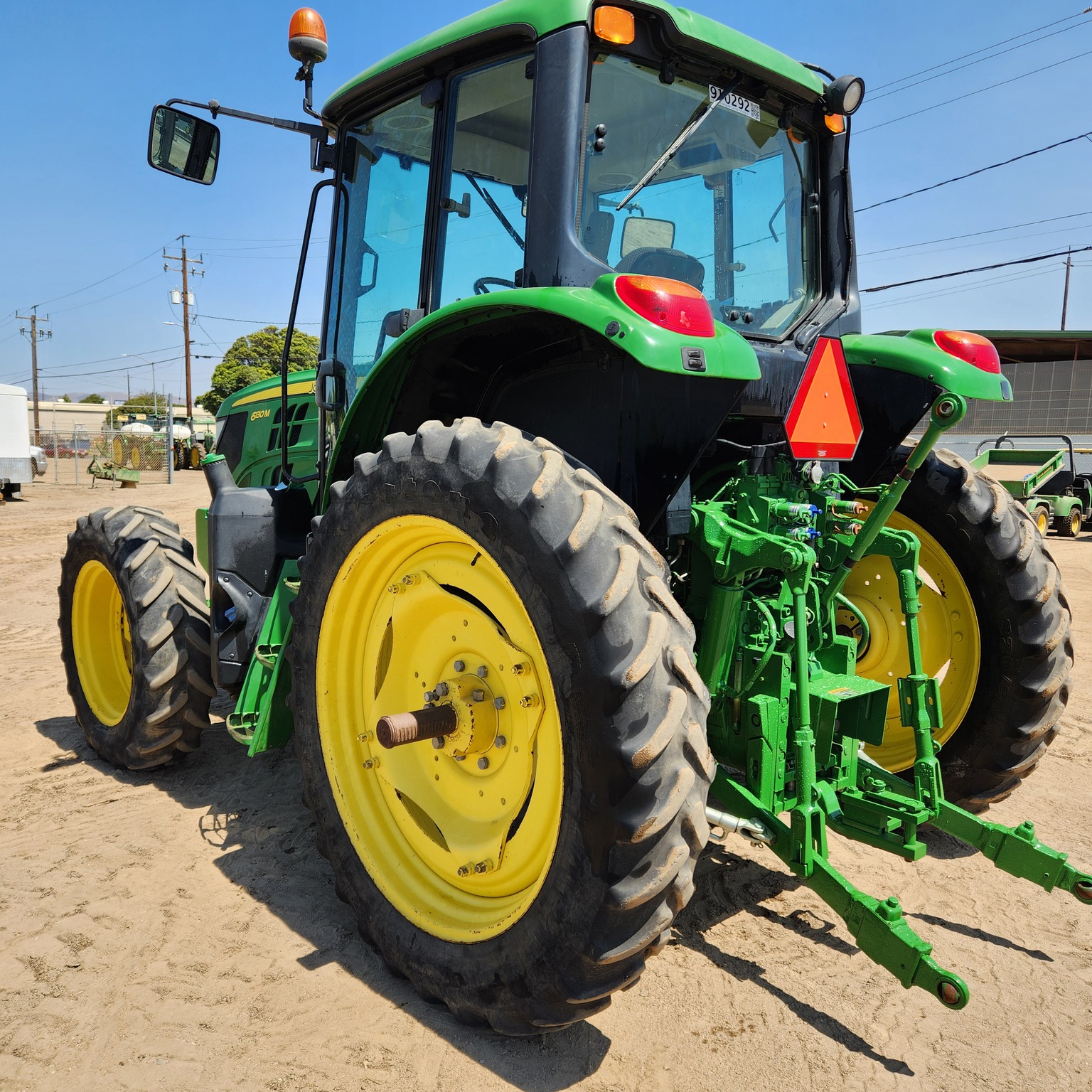 2018 John Deere 6130M Image 3