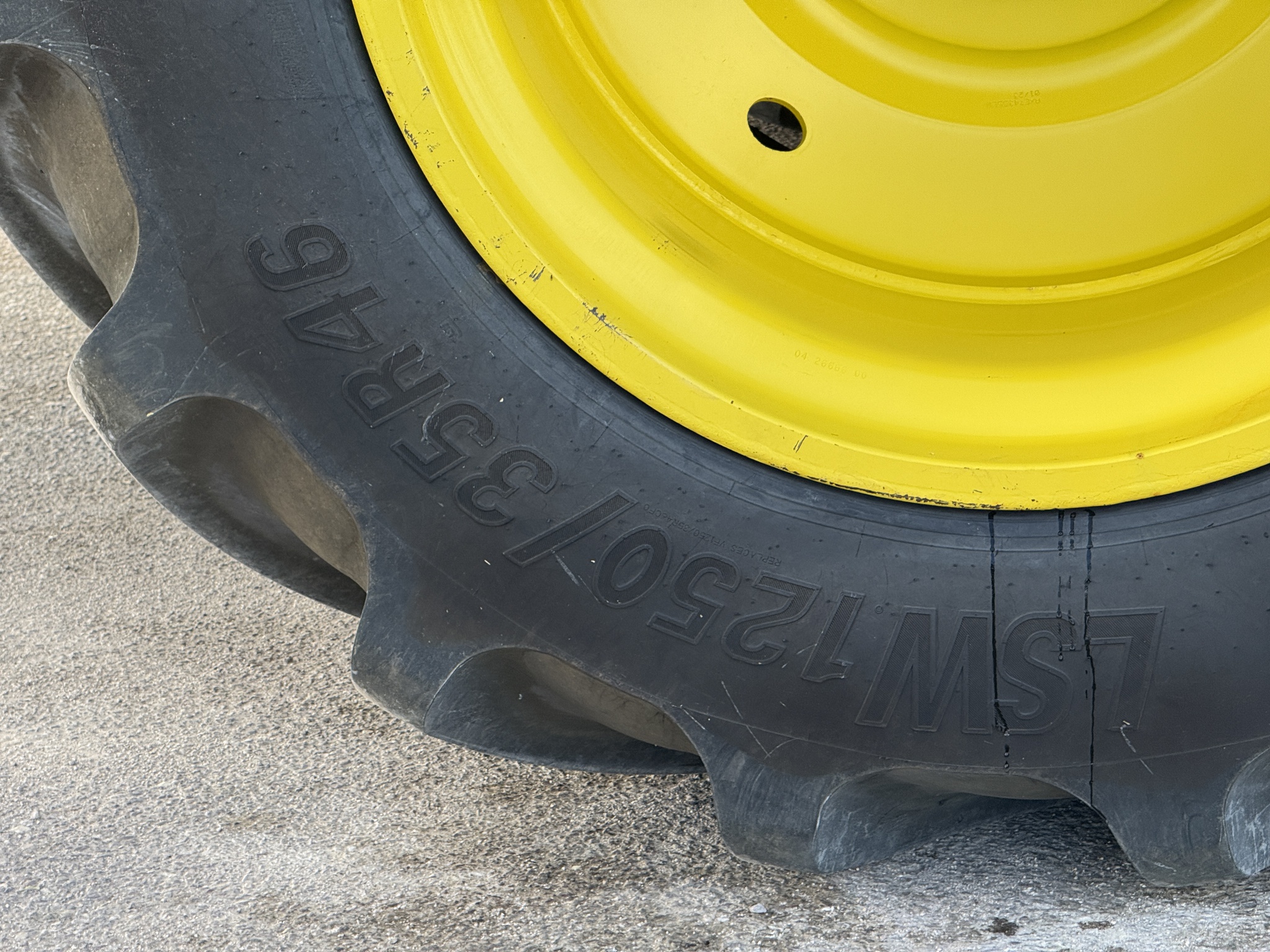 2023 John Deere X9 1100 Image 32