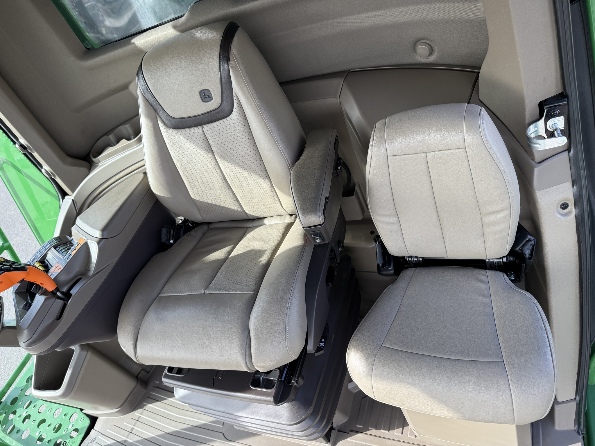 2023 John Deere X9 1100 Image 12