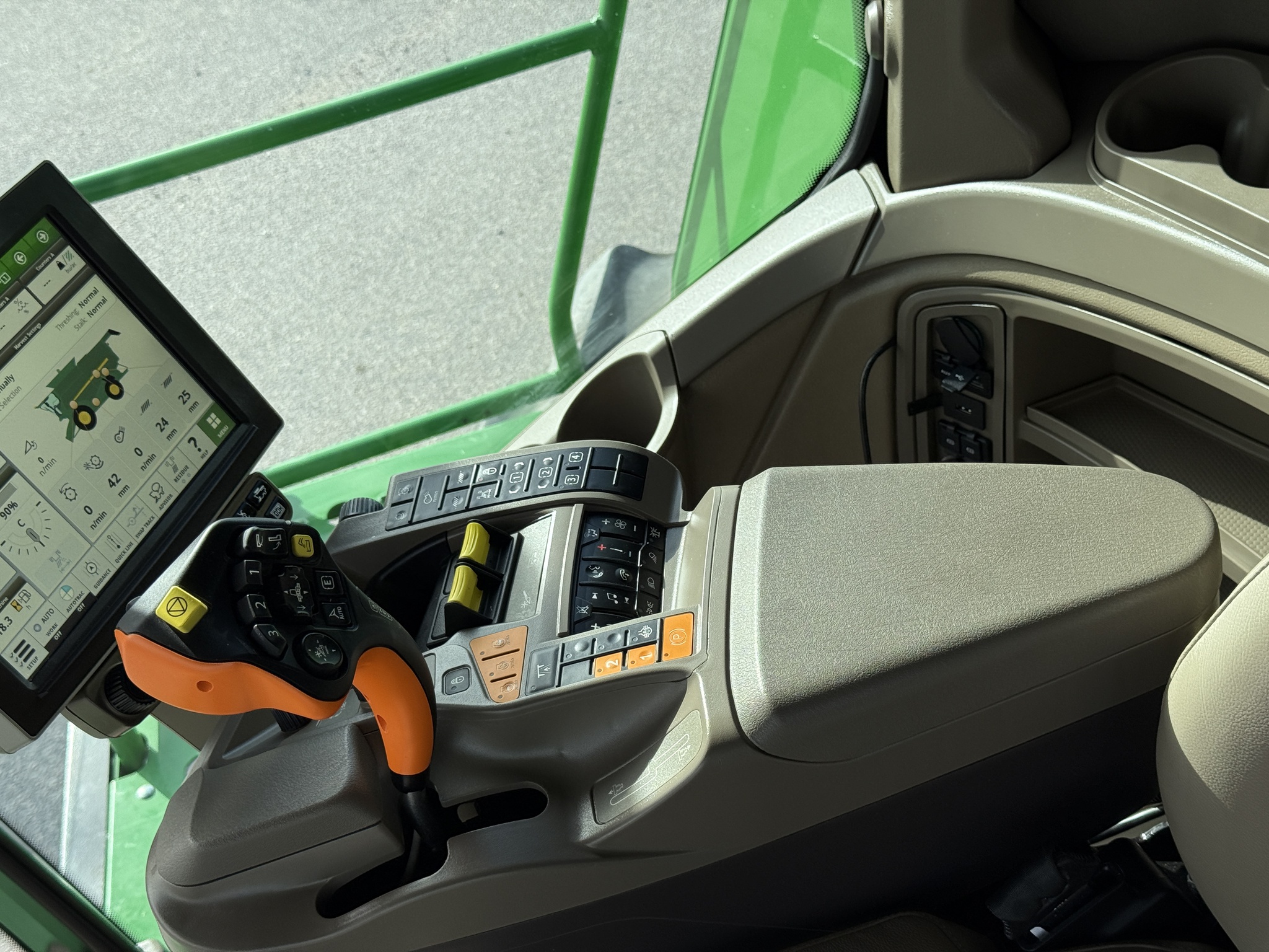 2023 John Deere X9 1100 Image 13