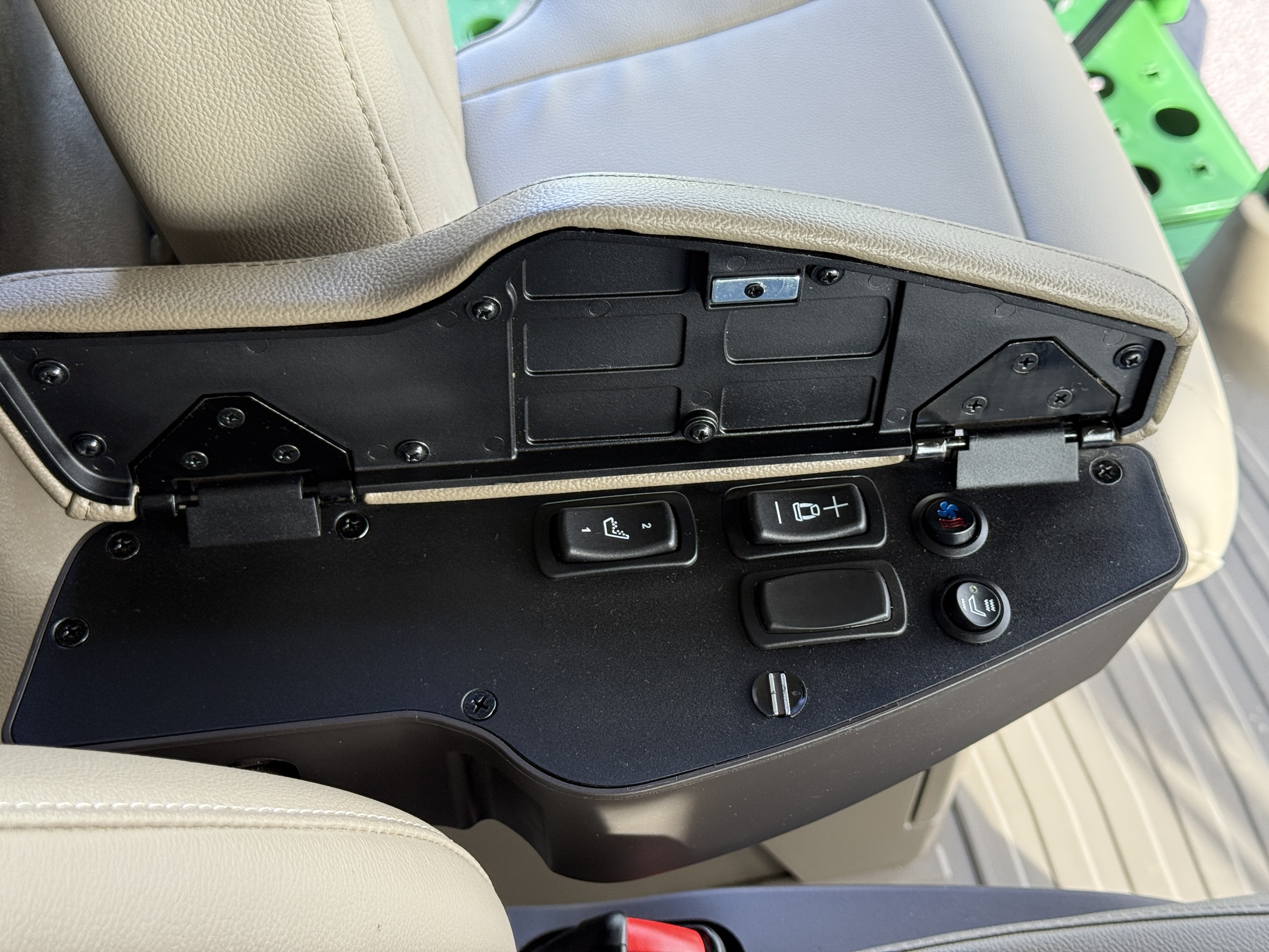 2023 John Deere X9 1100 Image 14