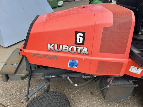 2016 Kubota F2690E (27th thumbnail)