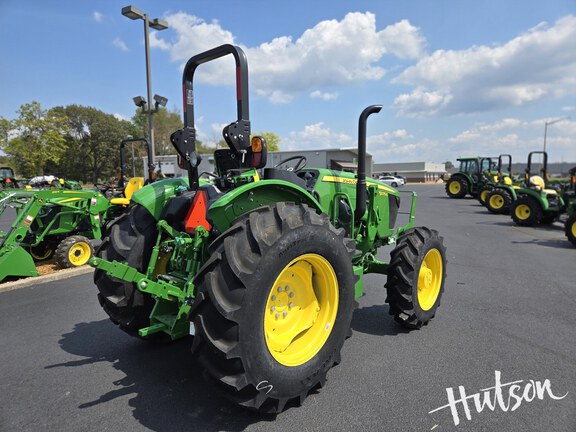 Photo of 2024 John Deere 5075E