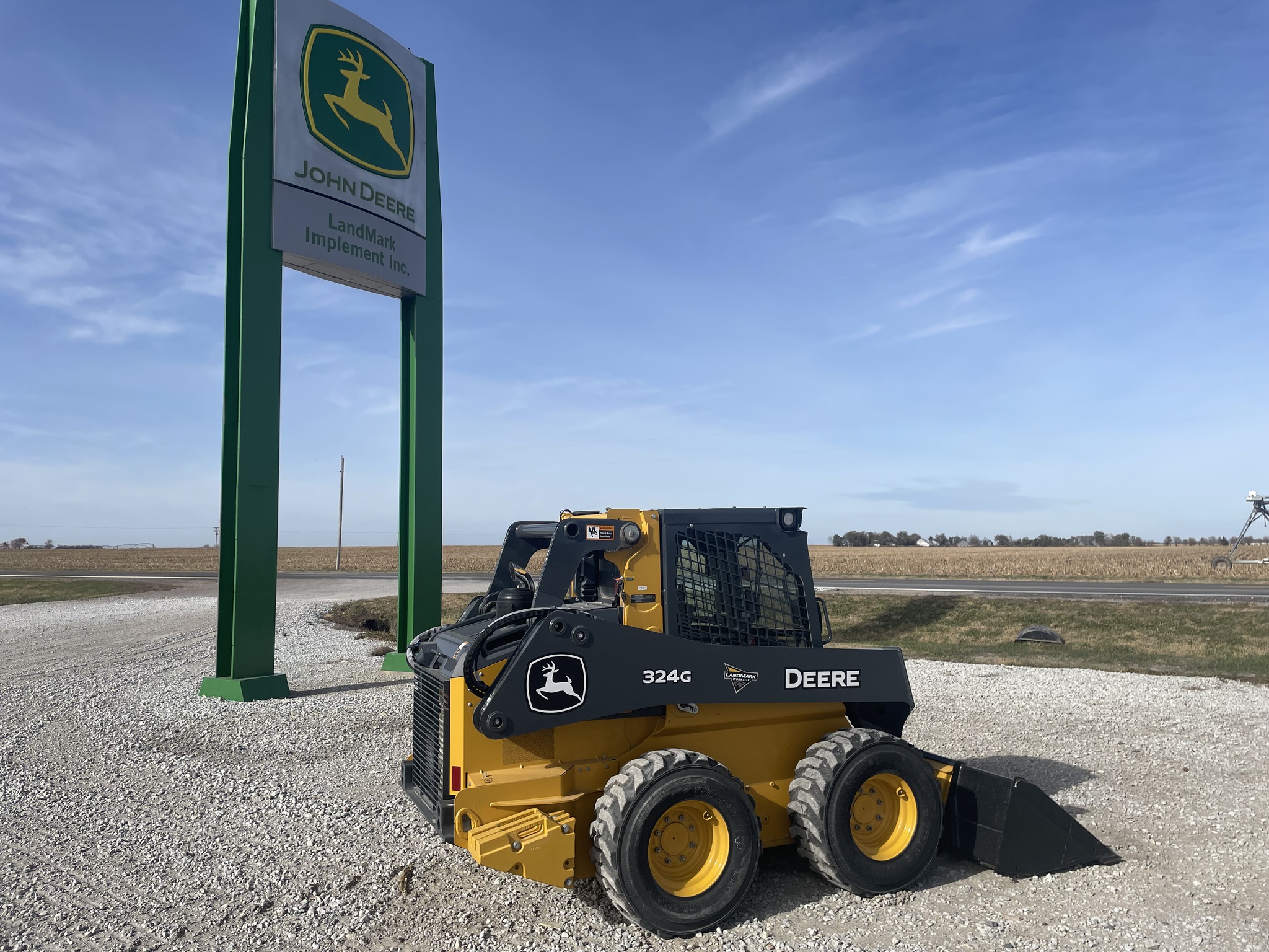 2023 John Deere 324G Image 2