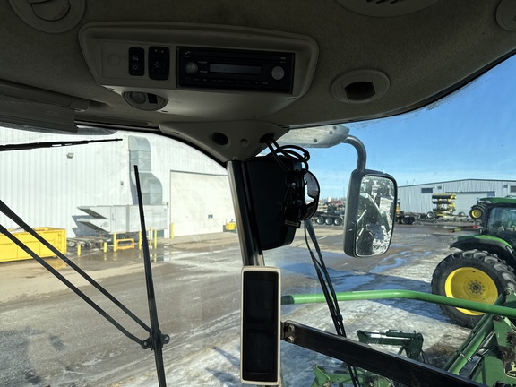 Used 2018 John Deere 8400 Self Propelled Forage Harvesters at Horizon Ag & Turf in Lloydminster, AB - Photo11