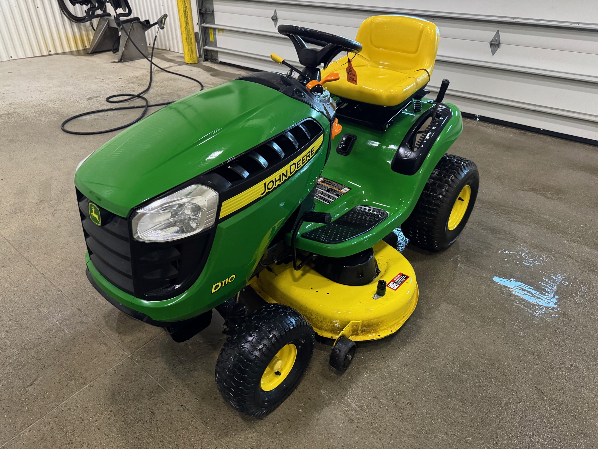 2012 John Deere D110 Image 1