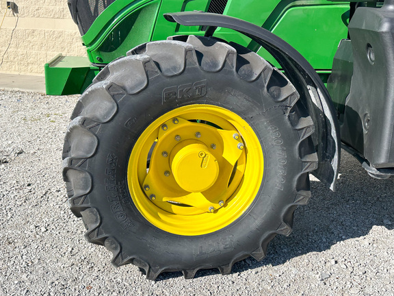2024 John-Deere 6R 130