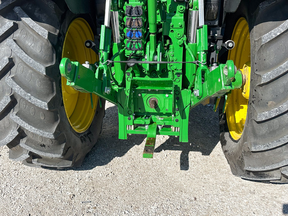 2024 John-Deere 6R 130