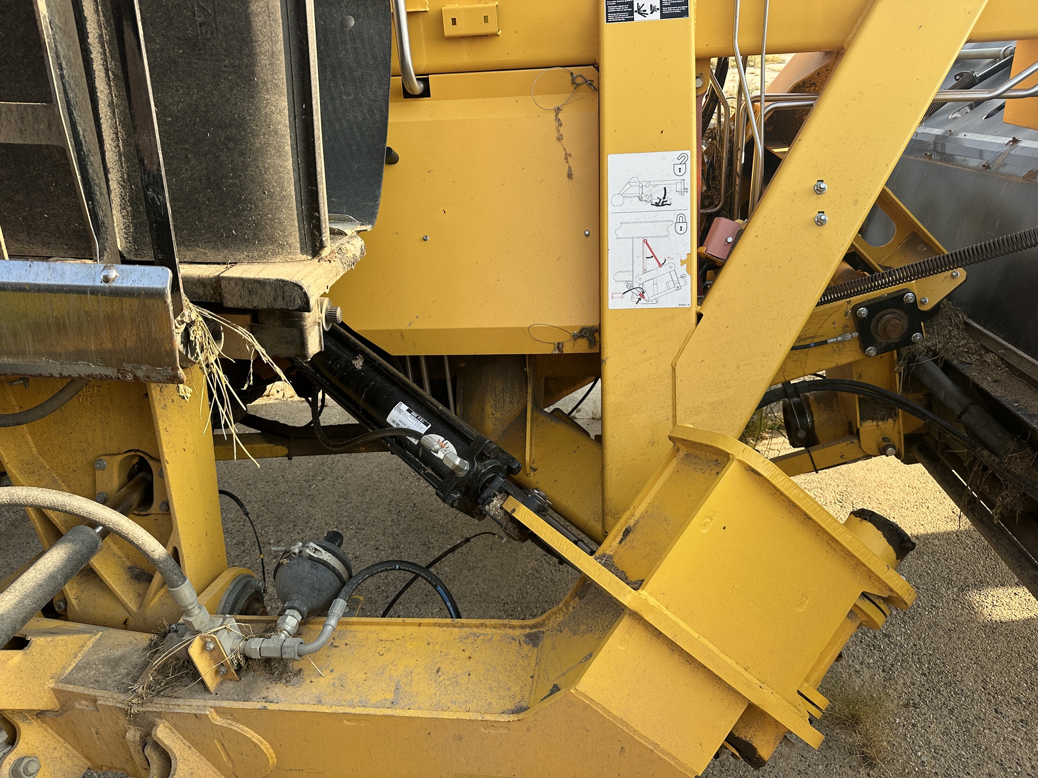 2021 Oxbo 2340 Image 13