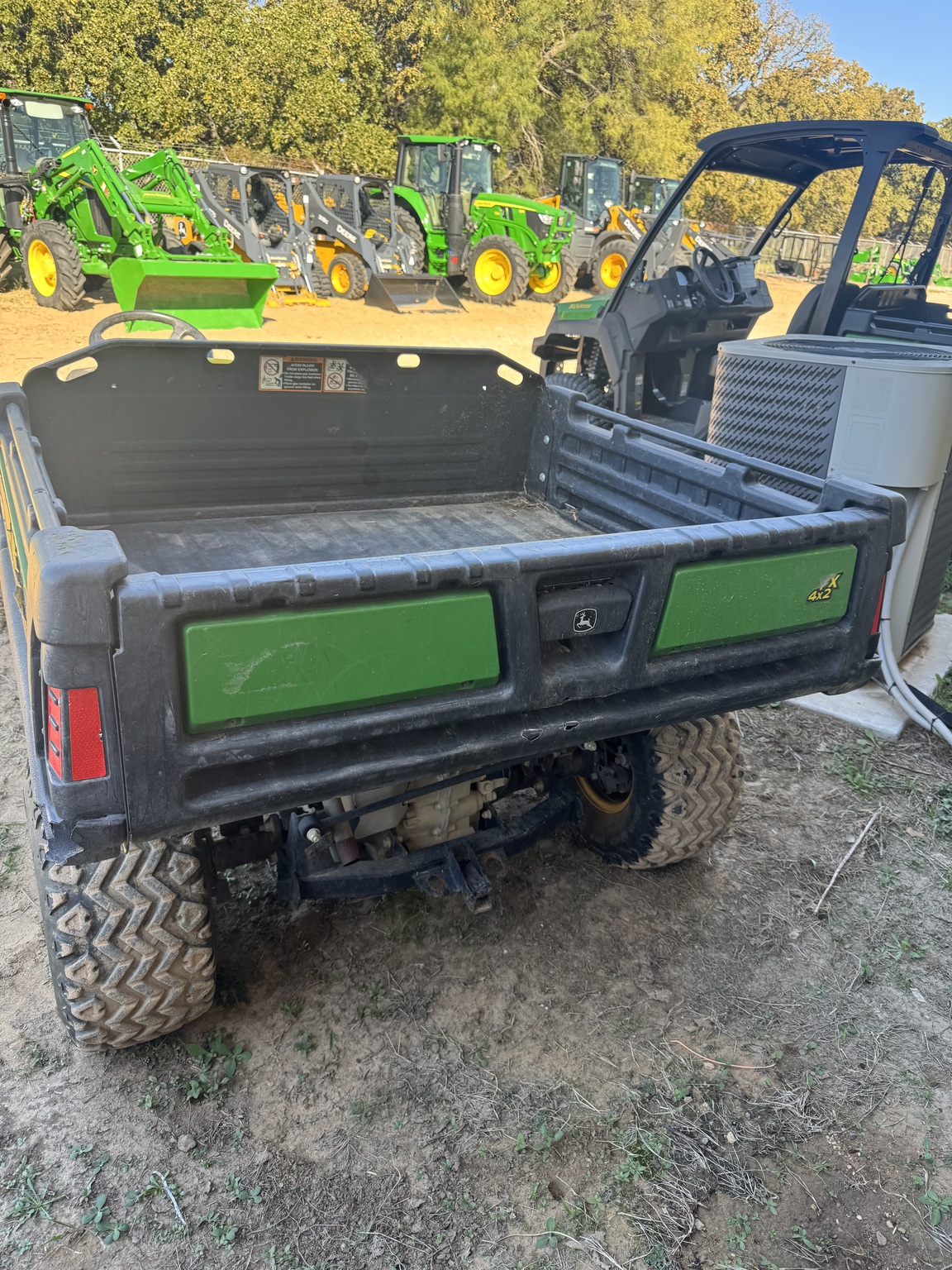 2018 John Deere TX 4X2 Image 9