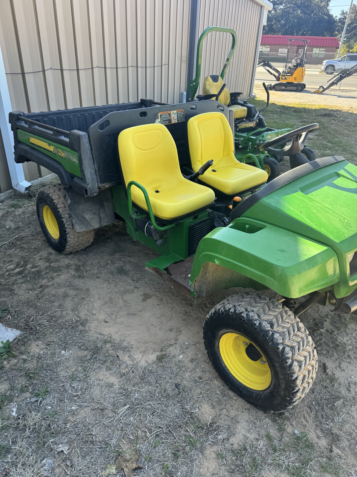 2018 John Deere TX 4X2 Image 3