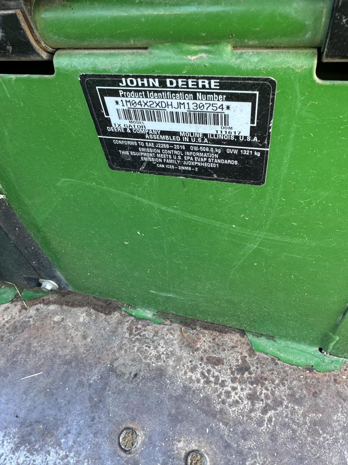 2018 John Deere TX 4X2 Image 12