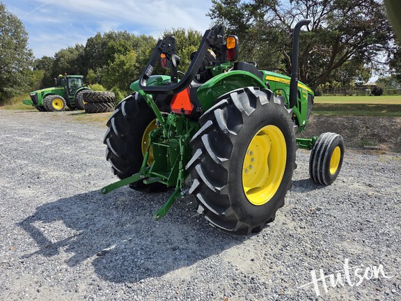 Photo of 2024 John Deere 5060E